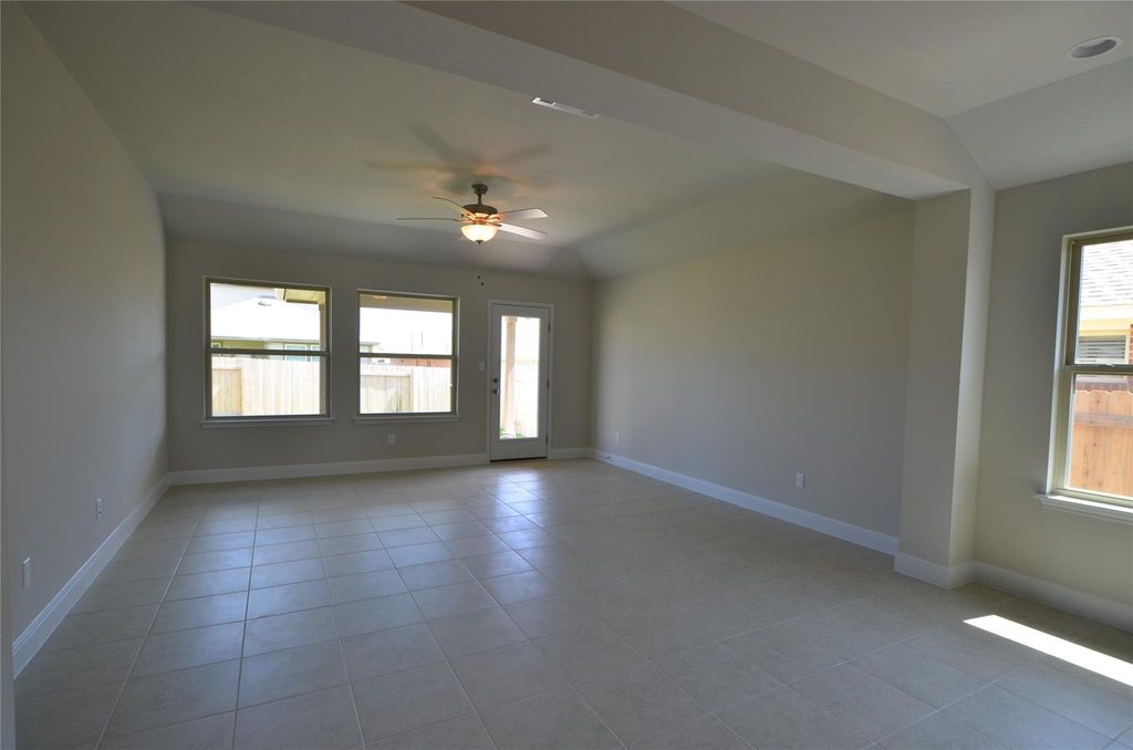 3477 Pauling LOOP, Round Rock, TX 78665