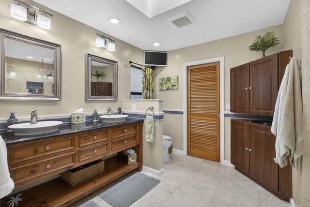 9 Kintyre Road, Palm Beach Gardens, FL 33418