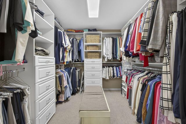 9 Kintyre Road, Palm Beach Gardens, FL 33418