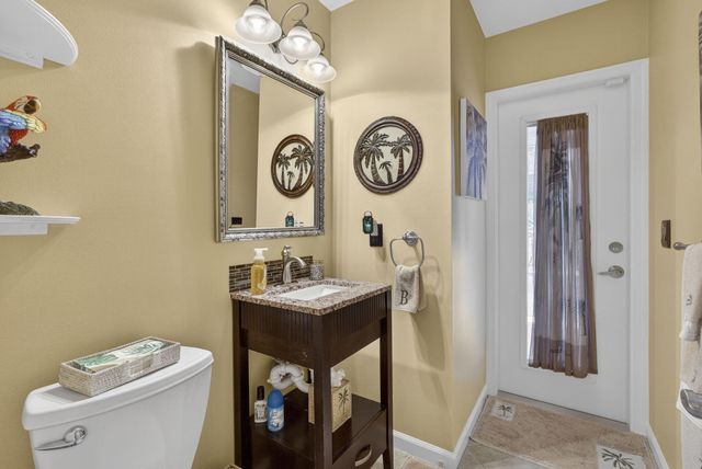 9 Kintyre Road, Palm Beach Gardens, FL 33418