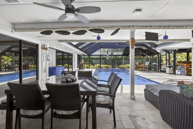 9 Kintyre Road, Palm Beach Gardens, FL 33418