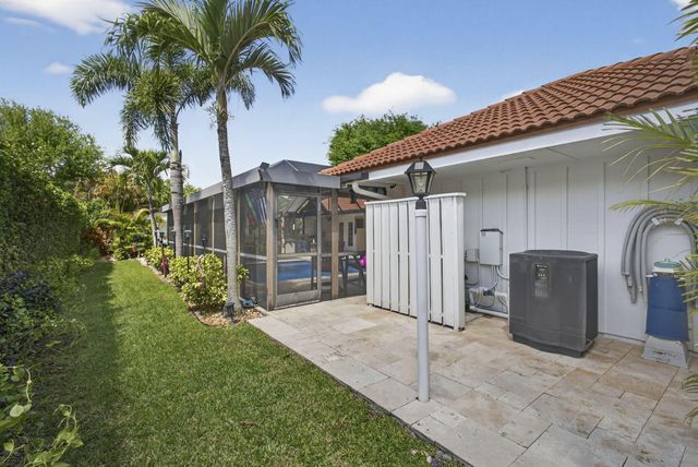 9 Kintyre Road, Palm Beach Gardens, FL 33418