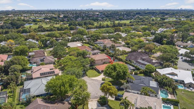 9 Kintyre Road, Palm Beach Gardens, FL 33418