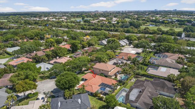 9 Kintyre Road, Palm Beach Gardens, FL 33418