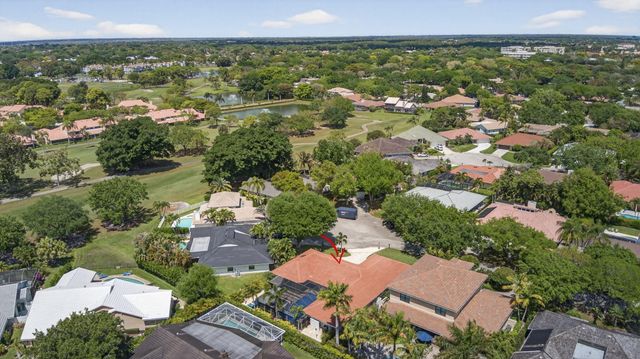 9 Kintyre Road, Palm Beach Gardens, FL 33418