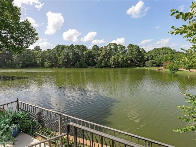 2 Beaux Rivages Drive, Shreveport, LA 71106