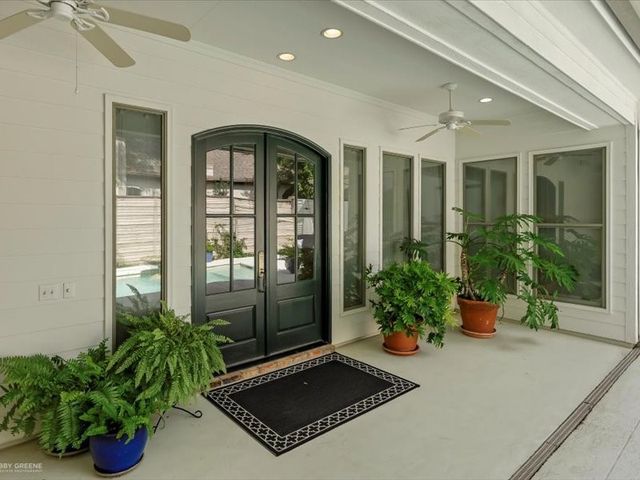 2 Beaux Rivages Drive, Shreveport, LA 71106