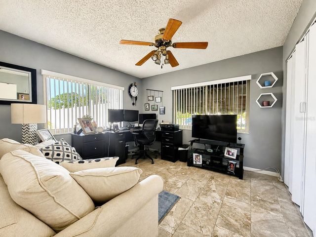 9391 118TH LANE, Seminole, FL 33772