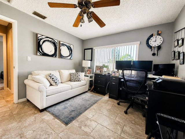9391 118TH LANE, Seminole, FL 33772
