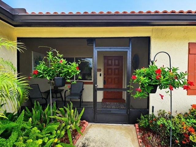 9391 118TH LANE, Seminole, FL 33772