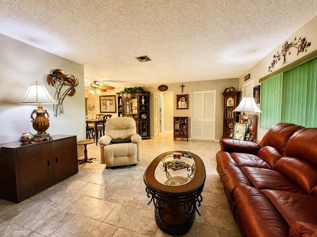 9391 118TH LANE, Seminole, FL 33772