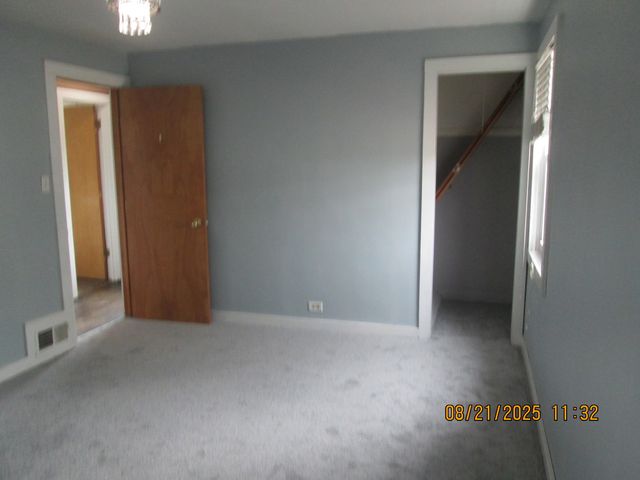 11353 S Ewing Avenue, Chicago, IL 60617