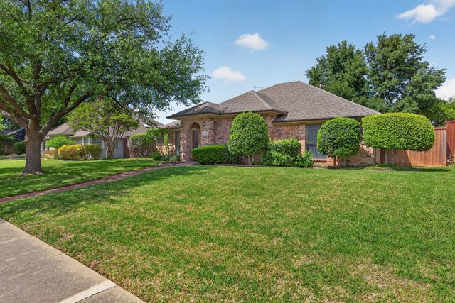 2305 Skiles Drive, Plano, TX 75075