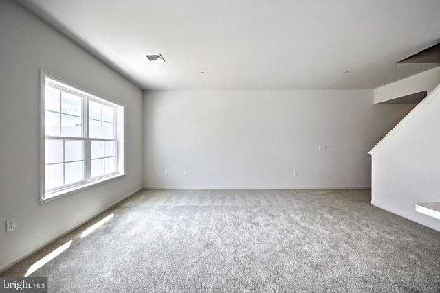 7859 BRIARWOOD DR, Harrisburg, PA 17112