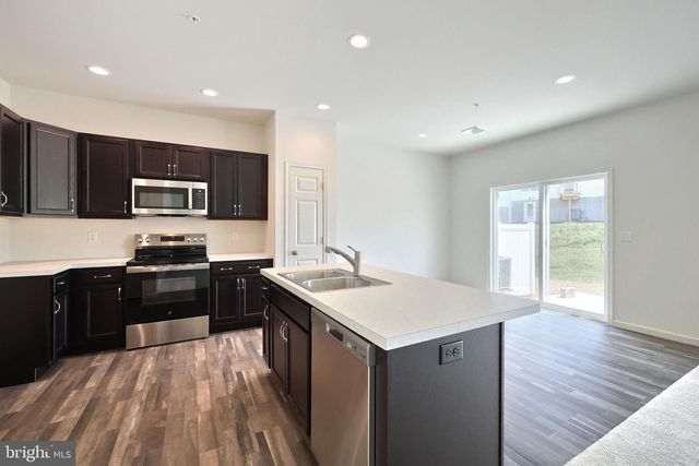 7859 BRIARWOOD DR, Harrisburg, PA 17112