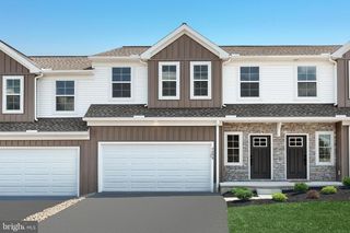 7859 BRIARWOOD DR, Harrisburg, PA 17112