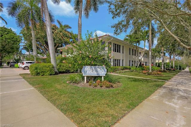 290 4th ST S # 202, Naples, FL 34102