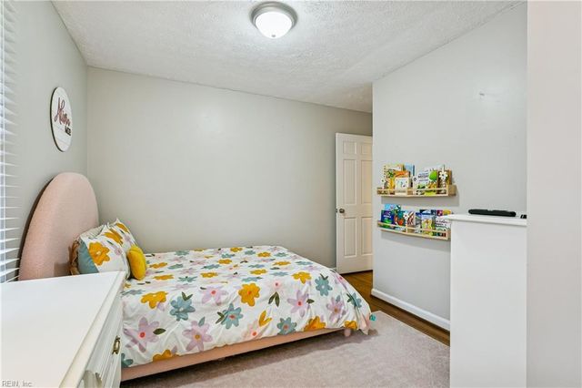 102 Dogwood DR, Williamsburg, VA 23185