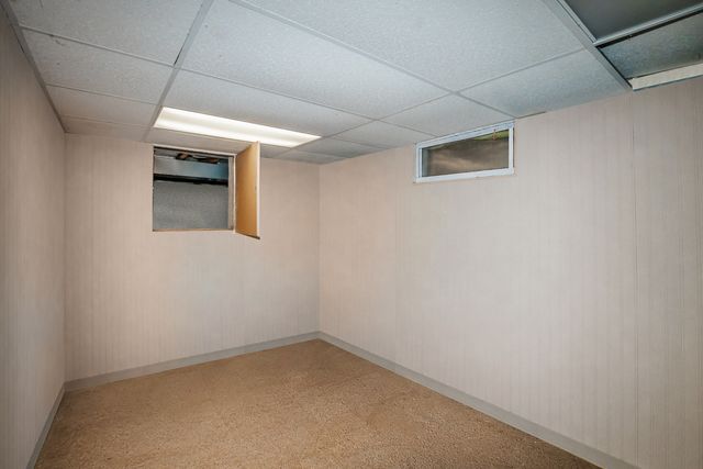 9S771 Brookbank Road, Willowbrook, IL 60527