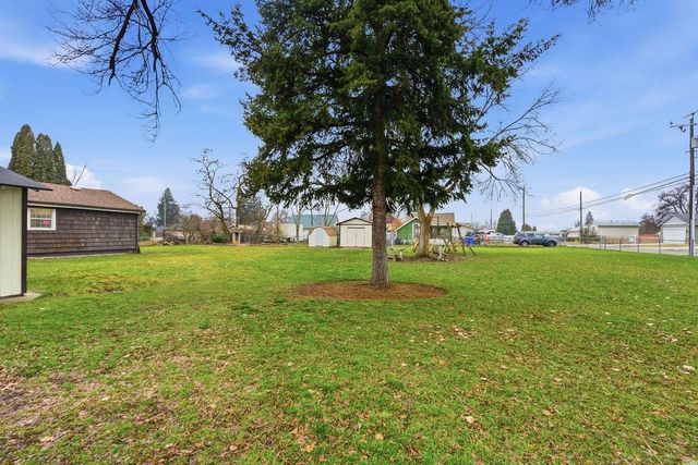 4316 N Evergreen Rd, Spokane, WA 99216