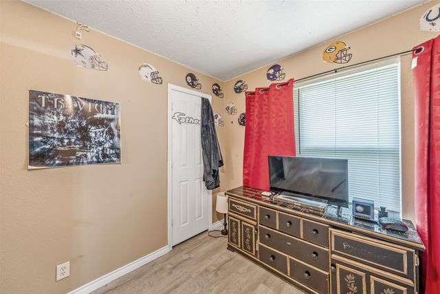 661 Balmorea Drive, Bullard, TX 75757