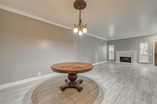 11733 Lakeside Place Drive, Houston, TX 77077