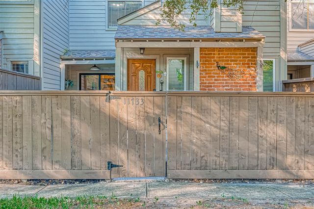 11733 Lakeside Place Drive, Houston, TX 77077