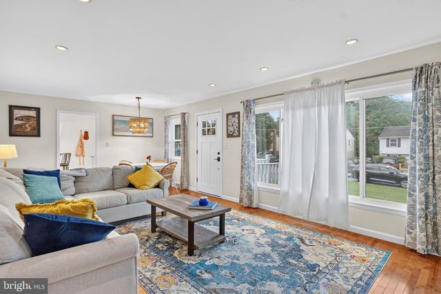 866 CHESTNUT TREE DR, Annapolis, MD 21409