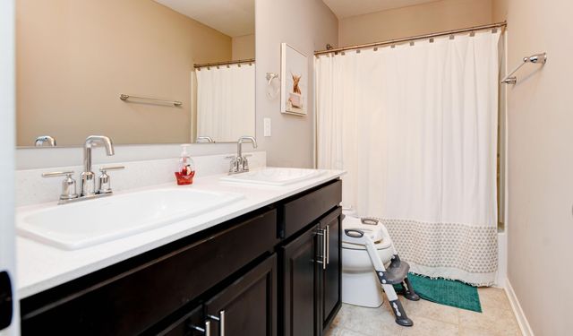 8041 Marilyn Road, Reynoldsburg, OH 43068