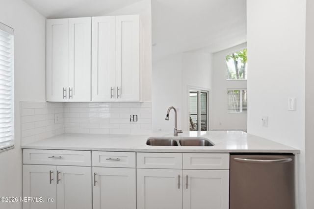 15 LOGGERHEAD Lane, Ponte Vedra Beach, FL 32082