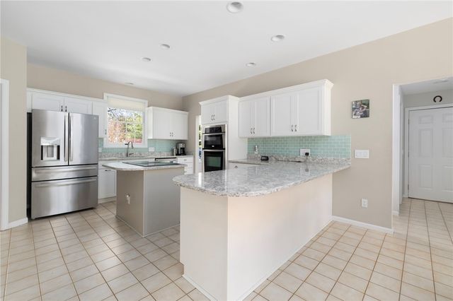110 Osprey Drive, East Greenwich, RI 02818