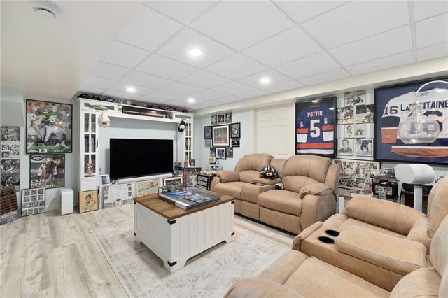 110 Osprey Drive, East Greenwich, RI 02818