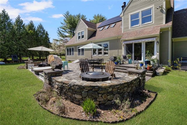 110 Osprey Drive, East Greenwich, RI 02818