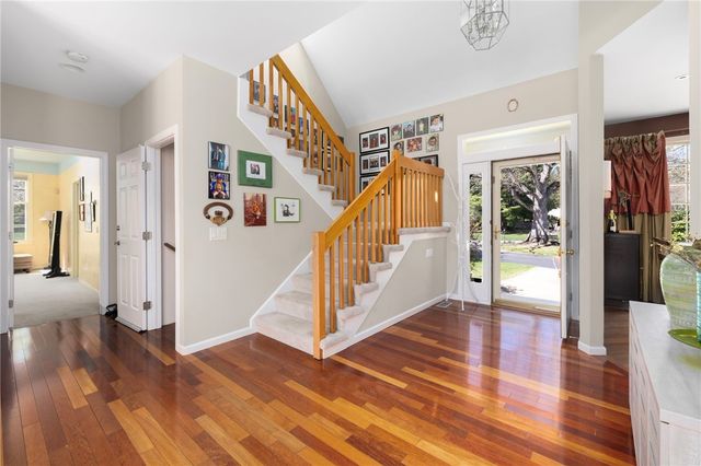 110 Osprey Drive, East Greenwich, RI 02818