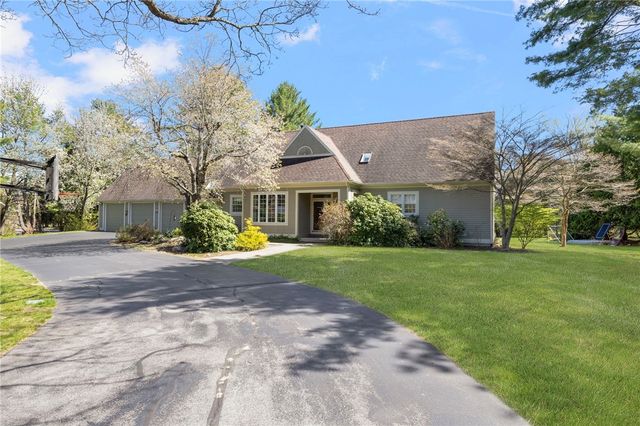 110 Osprey Drive, East Greenwich, RI 02818