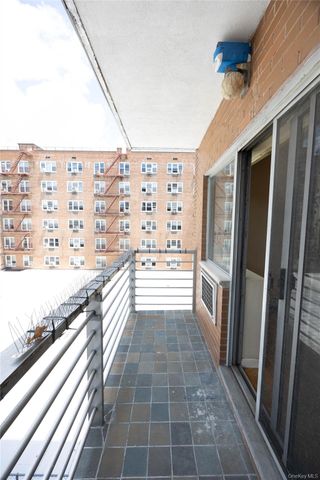 13987 35th Avenue 3C, Flushing, NY 11354