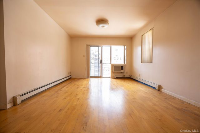 13987 35th Avenue 3C, Flushing, NY 11354
