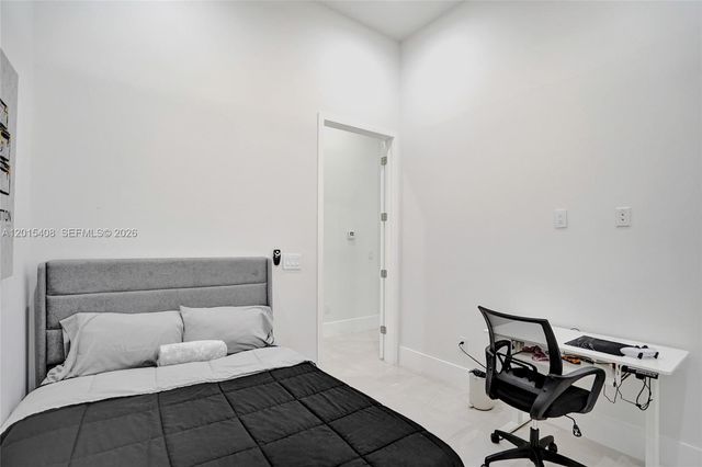 3909 SW 54th Ct, Dania Beach, FL 33312