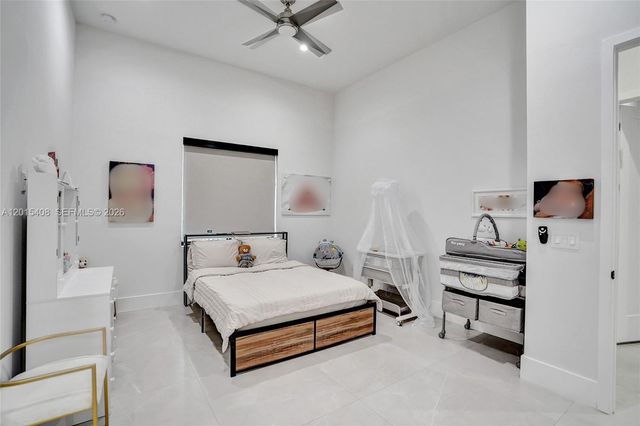 3909 SW 54th Ct, Dania Beach, FL 33312