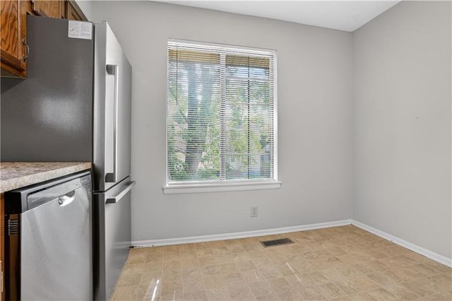 7806 N Oregon Avenue, Kansas City, MO 64151