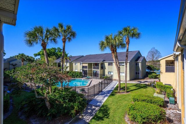 908 LAKE DESTINY ROAD E, Altamonte Springs, FL 32714