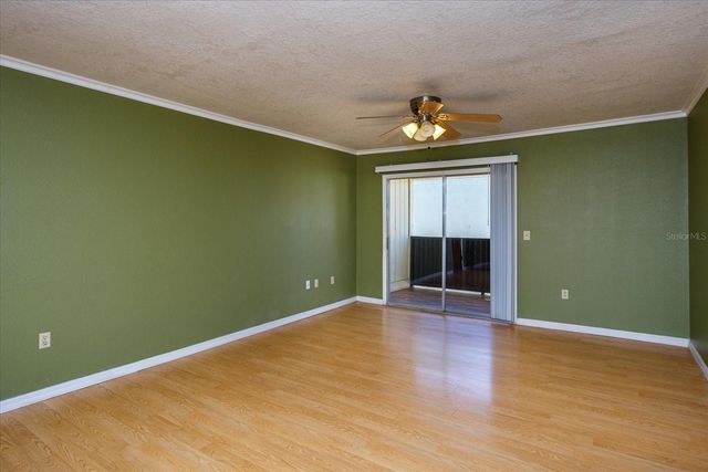 908 LAKE DESTINY ROAD E, Altamonte Springs, FL 32714