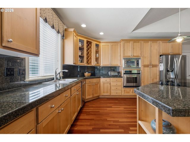 3011 Ne 178TH Ave, Vancouver, WA 98682