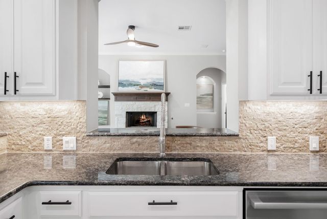 12928 Bloomfield Hills LN, Austin, TX 78732