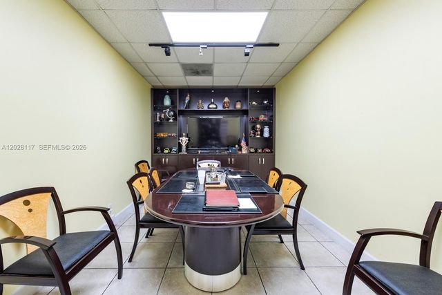 10200 NW 25th St A105, Doral, FL 33172