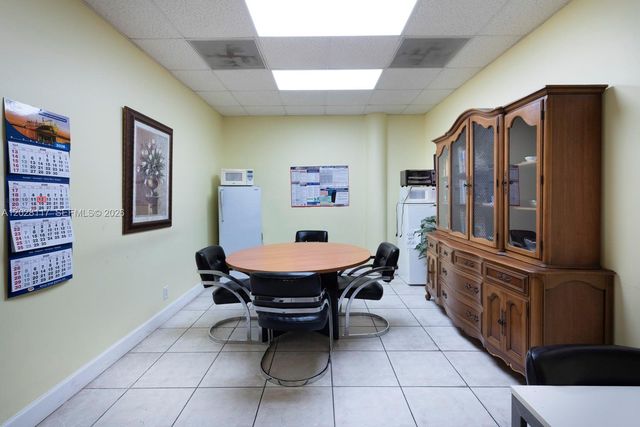 10200 NW 25th St A105, Doral, FL 33172