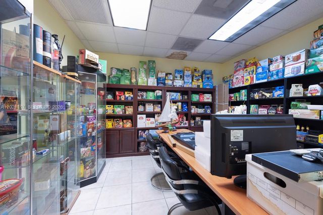10200 NW 25th St A105, Doral, FL 33172