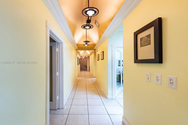 10200 NW 25th St A105, Doral, FL 33172