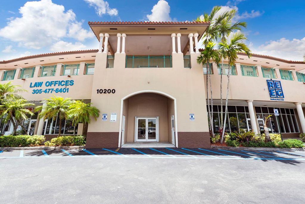 10200 NW 25th St A105, Doral, FL 33172