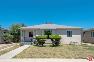 12841 Bonaparte Avenue, Los Angeles, CA 90066